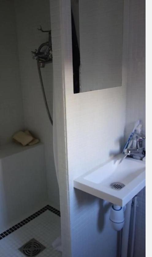 "Maison 1850 Paris 18" Chambre G Avec Terrasse Et Parking En Option מראה חיצוני תמונה